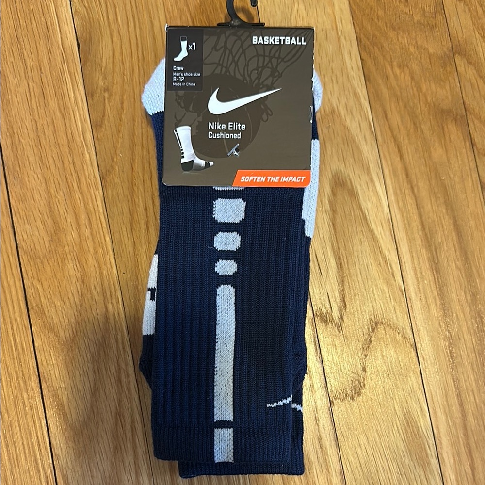 NWT Nike Elite Cushioned Basketball Crew Socks - Navy